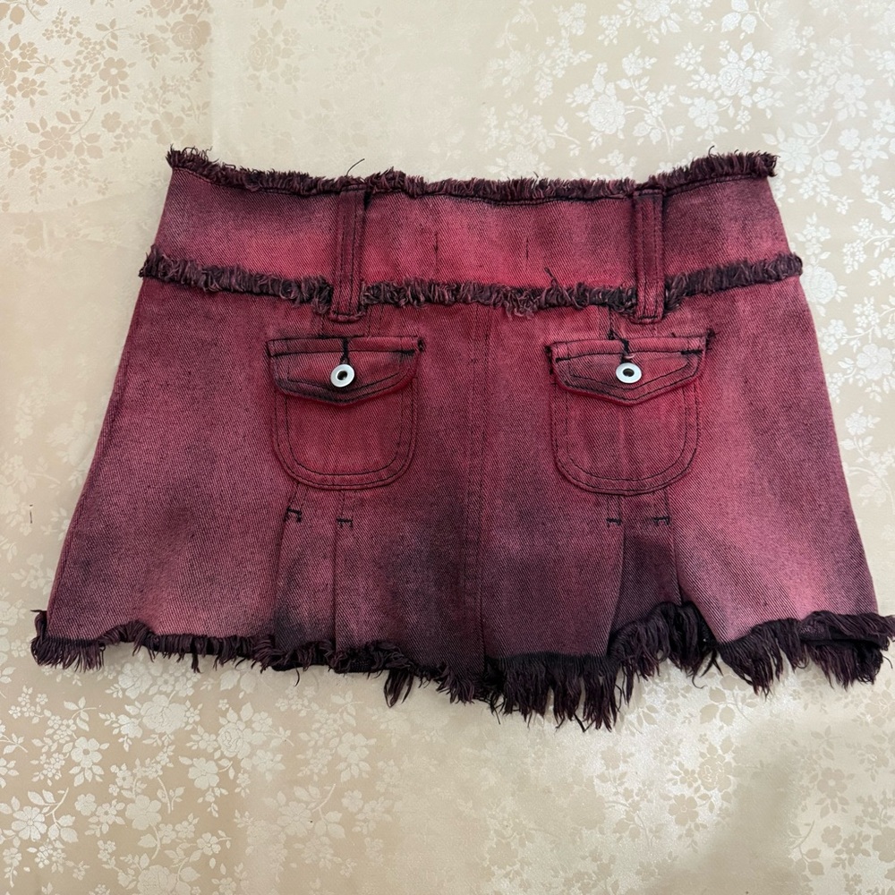 I.AM.GIA Skylar Burgundy Micro Mini Skirt Raw Hem Low Rise XXS 100% Cotton - Picture 4 of 11